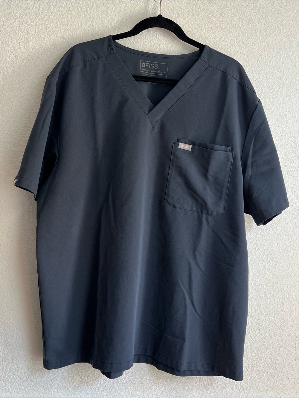 FIGS Technical Collection Men’s Scrub Top